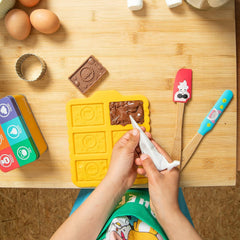 CHEFCLUB Ensemble de biscuits aux pépites de chocolat, emporte-pièce rectangulaire et moule à chocolat en silicone, ensemble de pâtisserie pour enfants à partir de 4 ans, cuisson facile et créative