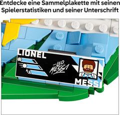 LEGO Editions Lionel Messi – Fußball-Highlights Spielzeug - 3D Modellbau mit Minifigur zum Sammeln - Kinderzimmer Deko - Geschenk für Jungen, Mädchen ab 10 Jahren und Erwachsene Sportfans - 43011