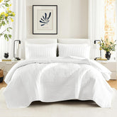 Comfort Spaces Kienna Parure de lit de luxe avec double couture, couverture d'été, légère, douce, toute l'année, taie d'oreiller assortie, blanc, couverture pour lits king size (264,2 x 228,6 cm), Naty Shop Quilts & Quilts Garden White/Opulent Quilt King/Cal King (104"X90")