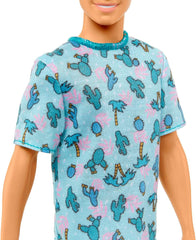Poupée Barbie Ken Fashionistas - T-shirt imprimé cactus et palmiers, short et baskets blancs, parfaite pour les aventures entre amis et les promenades en ville, pour les enfants de 3 ans et plus, HJT10 Naty Shop Dolls