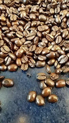 Grains Quarta Caffè Sorte Rossa – Café Arabica et robuste, 250 g, arôme fort et énergique – 10 paquets de 250 g chacun. Produit dans les Pouilles, Salento