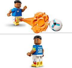 LEGO Editions Kylian Mbappé – Fußball-Highlights Spielzeug - 3D Modellbau mit Minifigur zum Sammeln - Kinderzimmer Deko - Geschenk für Jungen, Mädchen ab 10 Jahren und Erwachsene Sportfans - 43013