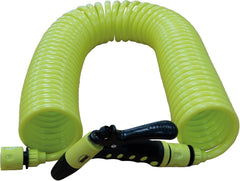 Amig-Turun | Spirale | 15 mètres | Comprend 4 accessoires | Avec pistolet d'arrosage, adaptateur de robinet et 2 raccords rapides | Caoutchouc EVA | Vert pistache