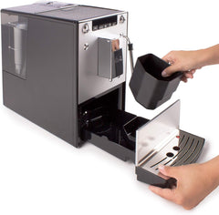 Melitta Solo & Milk - Machine à café fine entièrement automatique avec mousseur à lait, machine à café avec réservoir d'eau amovible, par ex. café ou cappuccino, argent
