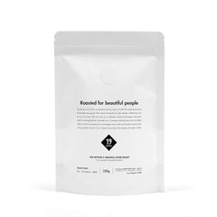 Italo Disco Espresso | 250g ganze Bohne | fair und nachhaltig | frisch geröstet | 100% Arabica Kaffeebohnen | specialty coffee | 19grams Kaffeerösterei