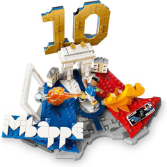 LEGO Editions Kylian Mbappé – Fußball-Highlights Spielzeug - 3D Modellbau mit Minifigur zum Sammeln - Kinderzimmer Deko - Geschenk für Jungen, Mädchen ab 10 Jahren und Erwachsene Sportfans - 43013