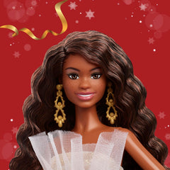 Barbie Signature Puppe, 2025 Holiday, schwarzhaarige Modepuppe mit Kleid in Silber und Gold, saisonale Sammlerpuppe in Einer Verpackung zum Ausstellen und mit Puppenständer, JBJ01