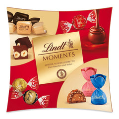 Chocolat Lindt | Boîte Moments Lindt | 223g | Mélange raffiné des meilleures truffes LINDOR, des cubes NUXOR aux noisettes et du FIORETTO croquant | Cadeau chocolat