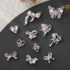 Luxus Rosa Diamant Nagel Charms 3D Butterfly Nail Art Charms Bow Nail Charms Y2K Heart Charms Nägel Zubehör Schmetterling Herz Schleife Nageldesign Edelsteine Strasssteine Glitzersteine Nagelschmuck