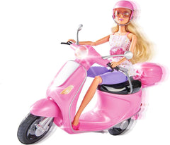 Simba 105730282 - Steffi Love Chic City Scooter, Steffi mit pinkfarbenem Roller, mit Helm und Helmfach, Ankleidepuppe, 29cm, für Kinder ab 3 Jahren