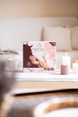 alessandro STRIPLAC PEEL OR SOAK DELUXE KIT - Set de vernis à ongles UV - Pour une manucure professionnelle et délicate en 15 minutes - Vegan et sans cruauté envers les animaux - Comprend une lampe LED