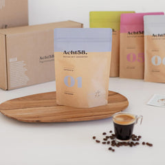 Pachet mostre de la Acht58 (cafea și boabe de espresso)