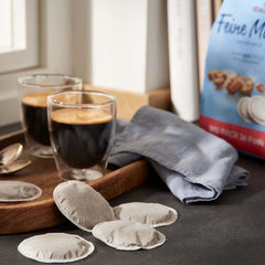 Tchibo Kaffeepads Vorratspack Maxipack, Feine Milde, 200 Stück – 2x 100 Pads (Kaffee, soft mit sanften Röstaromen), nachhaltig, geeignet für Senseo Maschinen