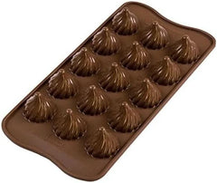 Moule à chocolat flamme 3D Silikomart - Formes 3D uniques avec bord intérieur pour bases rondes