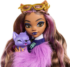 Poupée Monster High Clawdeen Wolf avec Crescent Dog et accessoires comme un sac à dos, un calendrier, des collations et plus encore, HRP65 Naty Shop Dolls