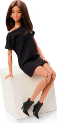 Barbie Basics Modèle 1 Poupée de collection avec cheveux bruns Mini robe et chaussures noires Corps mobile universel et tête interchangeable JBH72 Naty Shop Dolls