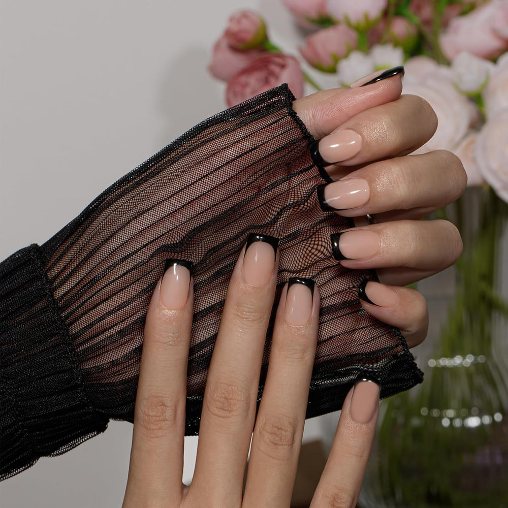 Faux ongles à pointe française courte – 30 pièces d'ongles noirs à coller sur des ongles carrés courts, faux ongles à pointe française avec colle, ensemble d'ongles artificiels carrés pour femme