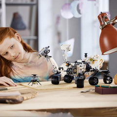 LEGO Space Toy Set 42158 Technic NASA Mars Rover Perserverance avec application AR, jouet de construction scientifique pour filles et garçons Plus de 10 ensembles de construction Besuche den LEGO-Store