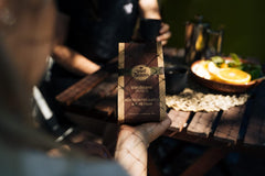 VietBeans 100% Arabica Gemahlener Röstkaffee - Kaffee säurearm gemahlen - Fruchtiger Hochlandkaffee mit Nebennote Karamell und Honig - Leicht bittere Süße - 250g