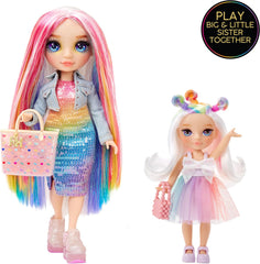 Rainbow High Littles - Opal Raine - Petite poupée mannequin articulée - Poupée arc-en-ciel de 14 cm avec sac et licorne magique - Pour enfants et collectionneurs, arc-en-ciel