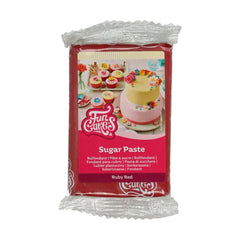 Rouleau fondant rouge rubis FunCakes : facile à utiliser, lisse, souple, souple et malléable, parfait pour décorer les gâteaux, halal, casher et sans gluten, 250g Pâte à sucre Naty Shop Default Title