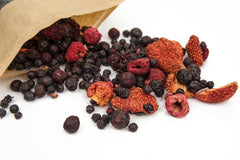 Mynatura Mélange coloré de baies lyophilisées I Mélange de fruits I Framboises I Cassis I Fraises I Snacks aux fruits I Vegan I 350g Produits déshydratés Naty Shop