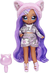 Na! Na! Na! SurpriseFamilie - 3er Set Plüschpuppen - 2 Modepuppen mit langen Haaren und 1 Haustier - Lavender Kitty Familie - 12 Accessoires und Outfits und ein niedliches Plüschkätzchen