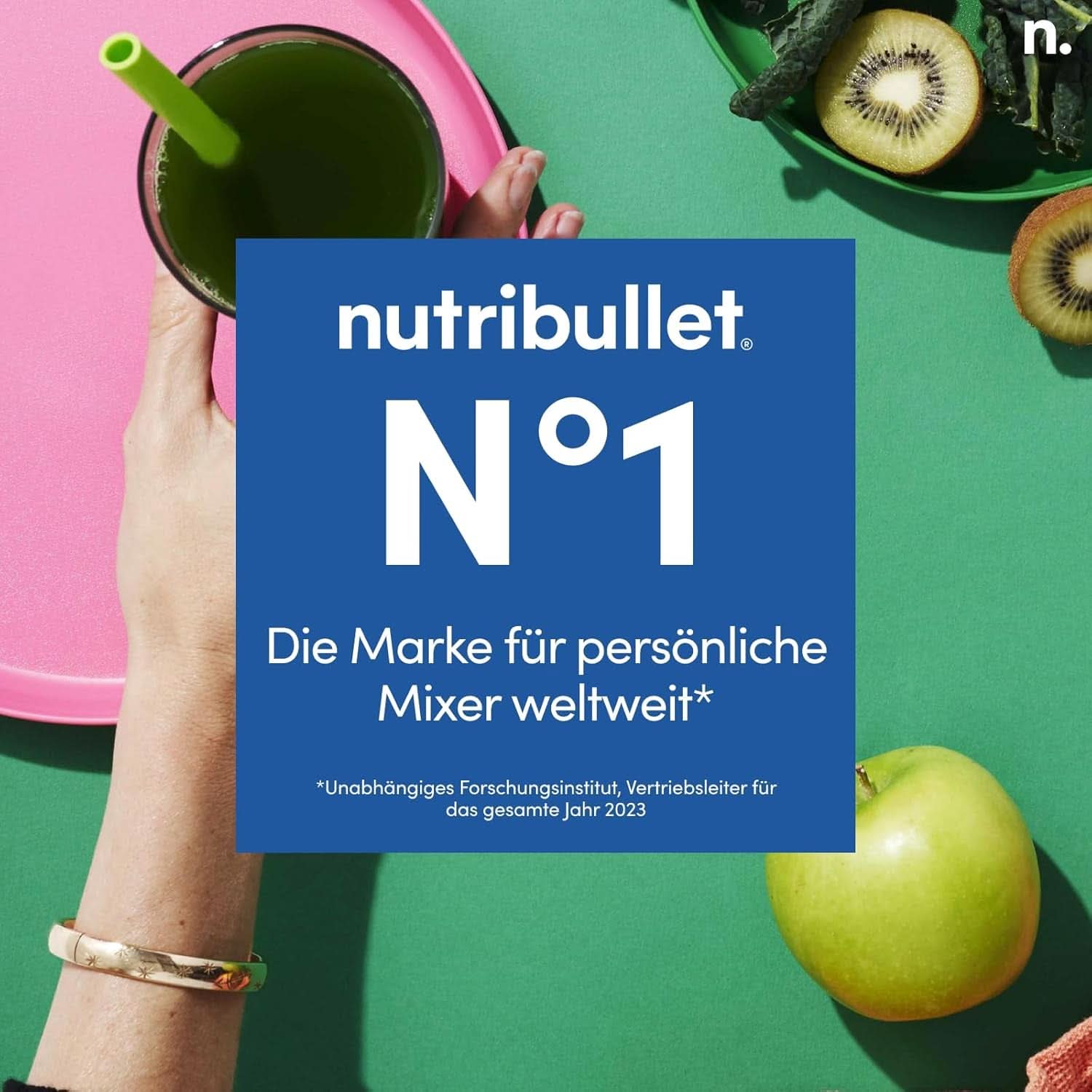 Nutribullet Pro, 900 Watt Leistung, Einfach and Schnell in Der Anwendung, Kompakt, Leicht Zu Reinigen, Mit 700 Ml Becher, Smoothiemixer, Smoothie Maker, Electric Mixer, NB904B, Schwarz Mother and Child Naty Shop