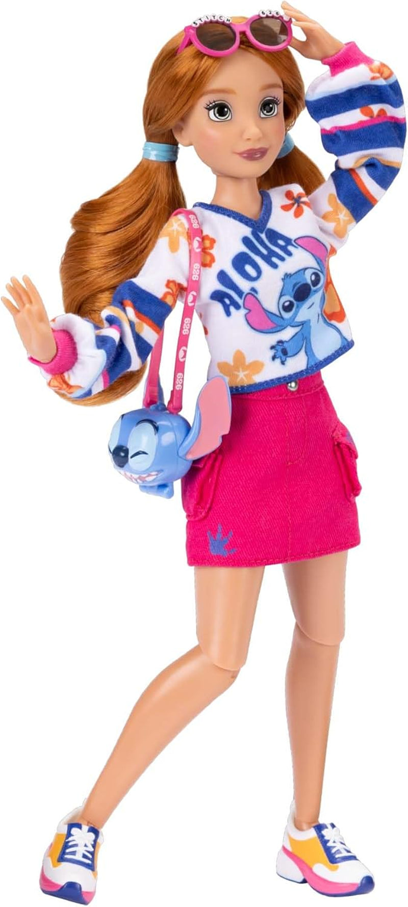 Poupées mannequins Disney ILY 4EVER Stitch aux cheveux rouges, mesurant 29 cm, avec 13 points d'articulation, deux tenues complètes mix and match et une bague Mickey scintillante pour vous !