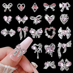 Luxus Rosa Diamant Nagel Charms 3D Butterfly Nail Art Charms Bow Nail Charms Y2K Heart Charms Nägel Zubehör Schmetterling Herz Schleife Nageldesign Edelsteine ​​Strasssteine ​​Glitzersteine ​​Nagelschmuck