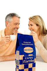 Grains de café décaféinés. Goût pur. Origine : Colombie. Grains de café décaféinés, torréfiés naturellement. Café en grains décaféiné 1 kg. 100% Robusta, les meilleures récoltes d'Amérique du Sud.