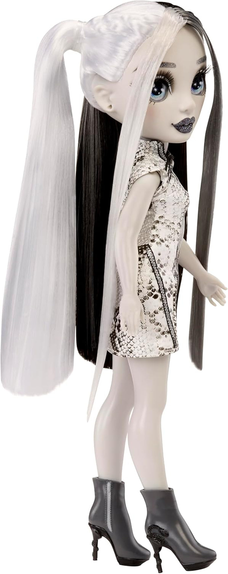 Poupée Rainbow High Shadow High Heather Grayson - 28 cm dans les tons de gris, cheveux et tenue noirs et blancs, sac élégant, joli cadeau pour les enfants de 4 à 10 ans