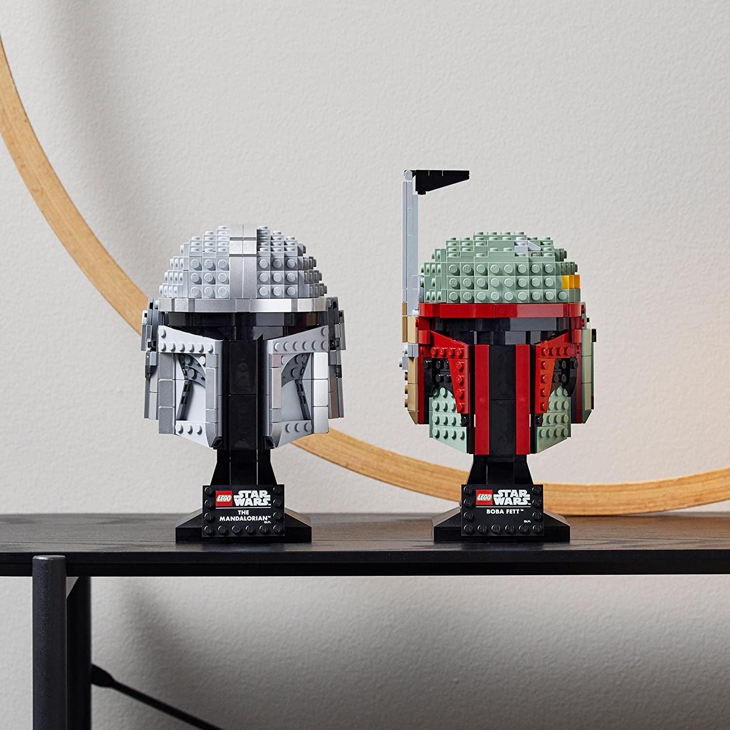 Modèle de casque mandalorien LEGO Star Wars, collection de décoration de chambre et un merveilleux cadeau pour adultes, kit, hommes, femmes, mère, père, idée cadeau de collection 75328 Jeux de construction Besuche den LEGO-Store