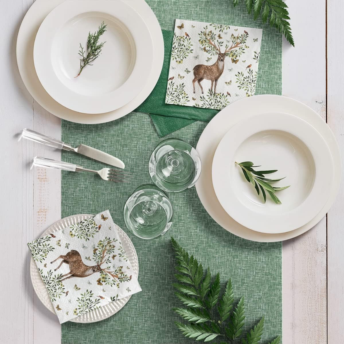 PAW - Serviettes 3 épaisseurs (33 x 33 cm) I 20 pièces I Parfaites pour les anniversaires d'enfants, les fêtes, les communions et les vacances I Serviettes en papier à motif de fête colorées I Animaux, Joie, Fête - Bois