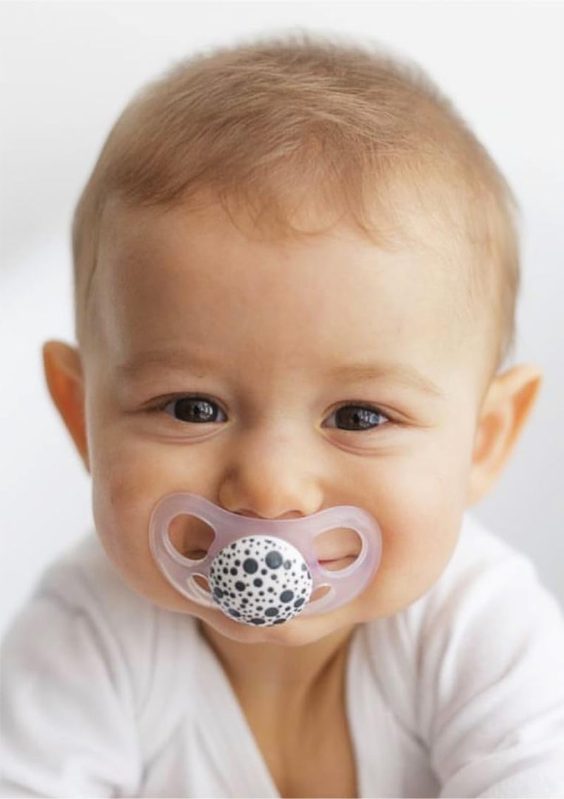 Sucettes pour bébé Twistshake – Paquet de 2 | Forme orthodontique | Ultra-léger | Tétine en silicone souple | Sans BPA | Convient aux bébés à partir de 6 mois | Bleu Vert