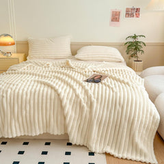 Couverture confortable 200X230 Cm - Couverture chaude et moelleuse pour lit et canapé Couverture pour mère, femme et petite amie (beige, 200X230Cm) Lits et couvertures KEAYOO