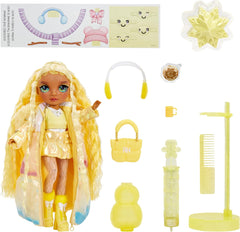 Rainbow High Winter Wonderland - Sunny (Jaune) - Poupée mannequin bonhomme de neige gonflable à l'eau magique cachée de 28 cm avec ensemble de bonhomme de neige, convient aux enfants et aux collectionneurs de 4 à 12 ans