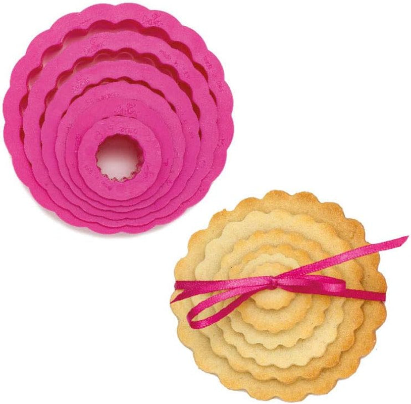 0255301 Jeu de moules à biscuits, ronds ondulés, 6 pièces, 1,5/2,5/3,5/5/6,5/8 cm