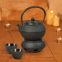 Service à thé traditionnel en fonte Dimono : théière, réchaud et 2 tasses à thé