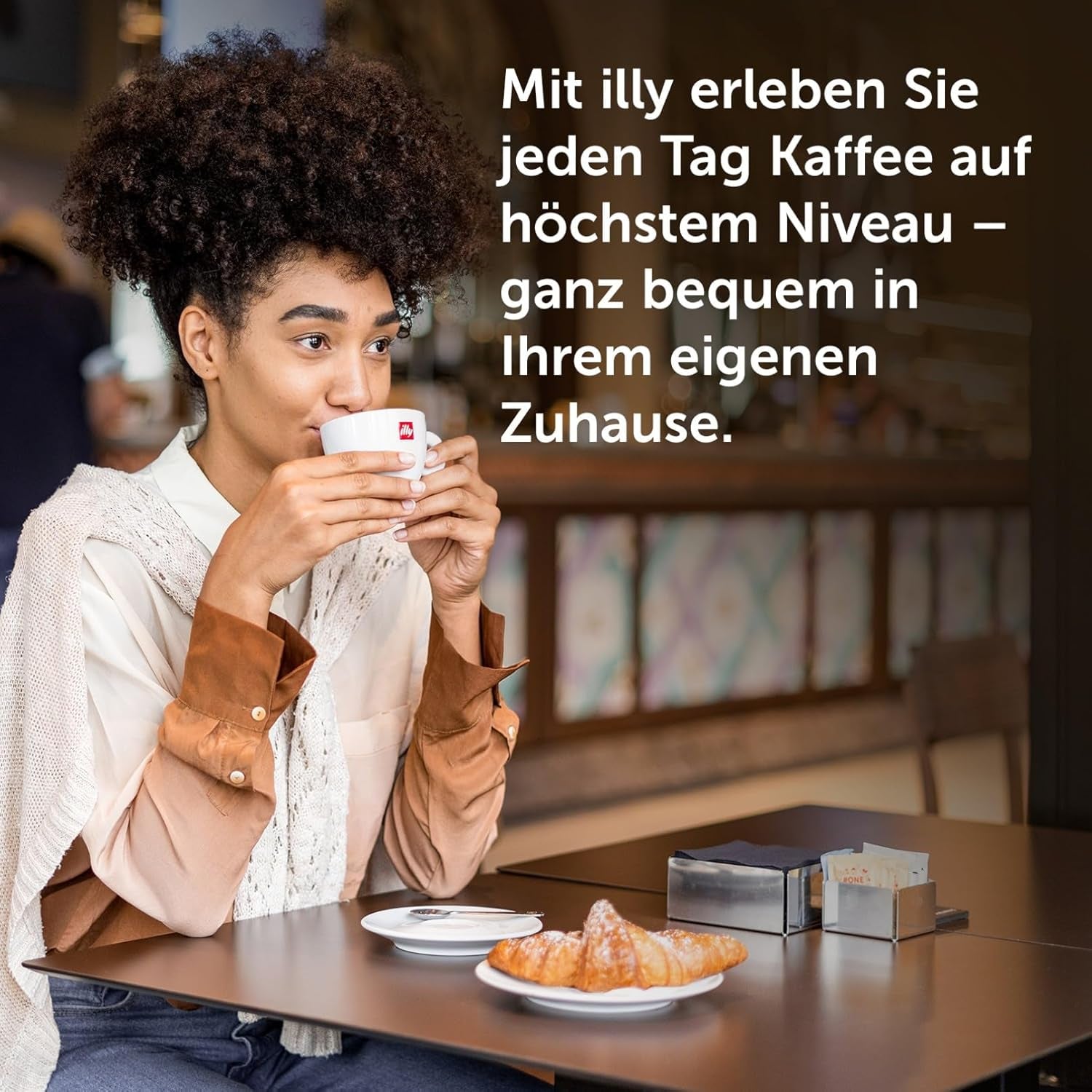 illy, Kaffeebohnen Zum Mahlen CLASSICO, 100% Arabica avec des notes de fleurs d'oranger et de jasmin, goût sucré et arrière-goût sucré, 1 dose de 500g
