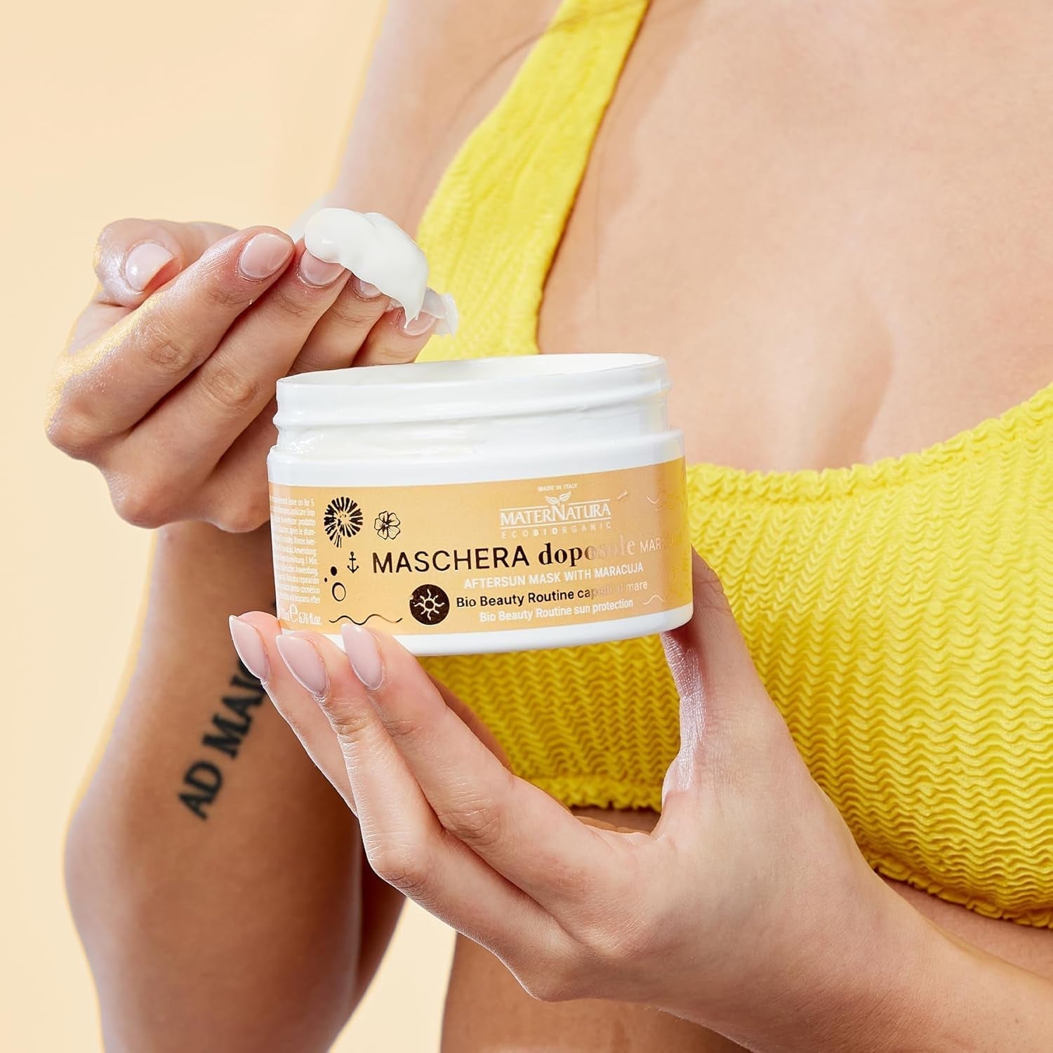 Maternatura, masque de soin au fruit de la passion, hydrate et donne de l'élasticité aux cheveux après exposition au soleil, routine beauté bio pour cheveux de plage, certifié biologique, Made in Italy - 200 ml Masque capillaire Naty Shop