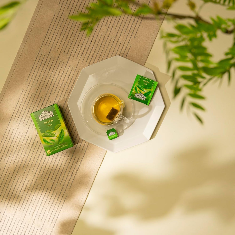 Ahmad Tea - Thé vert - Sachets de thé scellés emballés individuellement contenant 2 g de thé par portion - 20 sachets de thé avec ruban adhésif