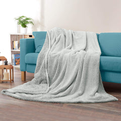 Aqua-Textil Couverture câline moelleuse 150 X 200 Cm Gris Blanc Mélange Peluche Couverture TV Couvre-lit Sherpa Polaire Oeko-Tex Ottawa Lits et Couvertures Besuche den aqua-textil-Store