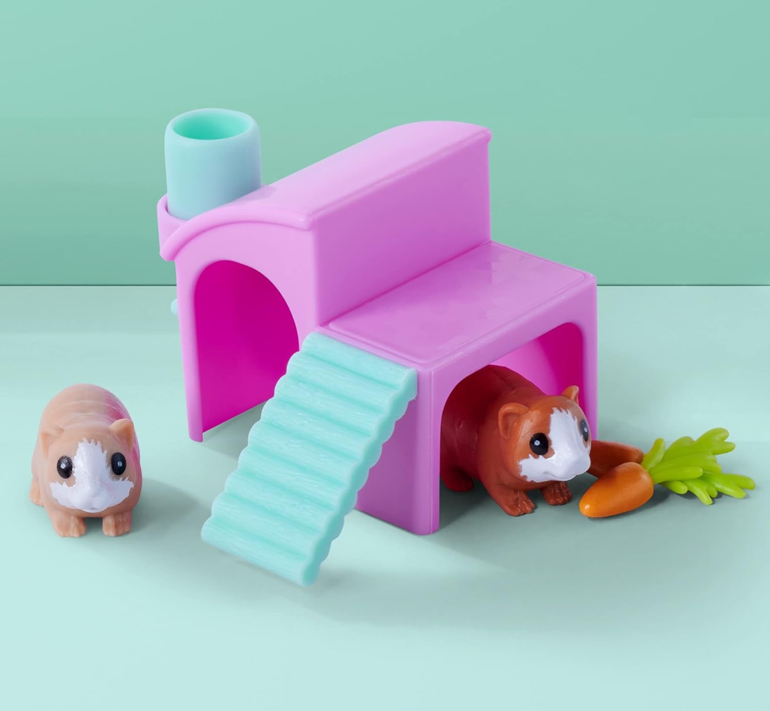 Simba Evi Love Poupée de jeu cochons d'Inde avec deux cochons d'Inde et maison, bouteille d'eau et carottes, 12 cm, à partir de 3 ans