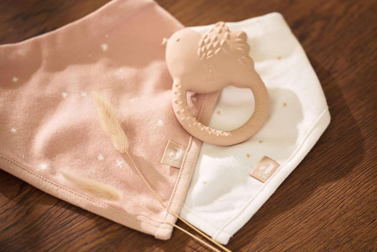 Jollein Anneau de dentition en caoutchouc naturel pour bébé – Beaux oiseaux – Anneau de dentition pour bébé – Aide à la dentition – Inoffensif et sans BPA – Jouet pour bébé