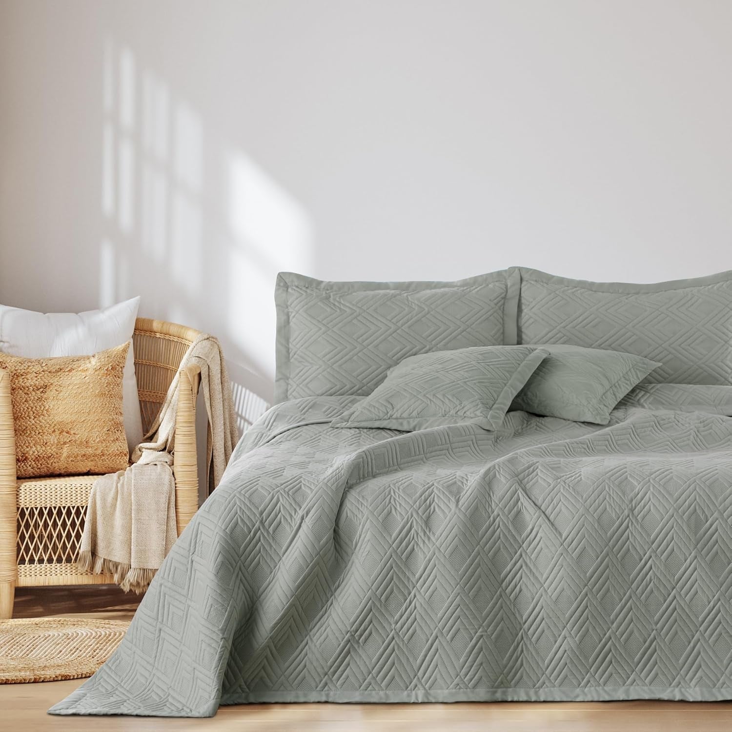 Ameliahome Couvre-lit 170X210 Cm Couvre-lit Double Face Matelassage Ultrasonique Polyester Ophelia Vert Foncé Lits et Couvertures Besuche den AmeliaHome-Store Ofelia Gris 260X280 Cm