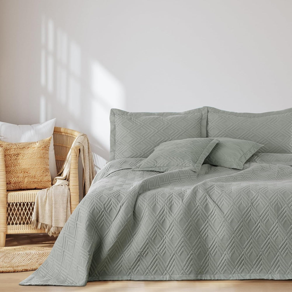 Ameliahome Couvre-lit 170X210 Cm Couvre-lit Double Face Matelassage Ultrasonique Polyester Ophelia Vert Foncé Lits et Couvertures Besuche den AmeliaHome-Store Ofelia Gris 260X280 Cm