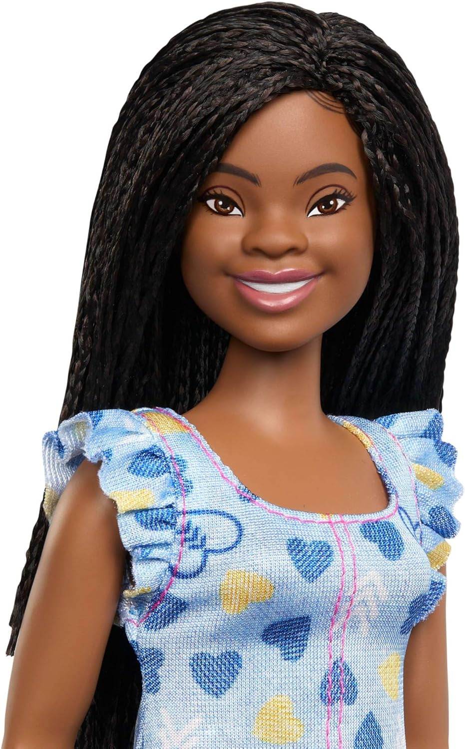 Barbie Fashionistas Puppe Nr. 229 mit Down-Syndrom in Herzchenkleid, entwickelt in Zusammenarbeit mit der National Down Syndrome Society, HYK14
