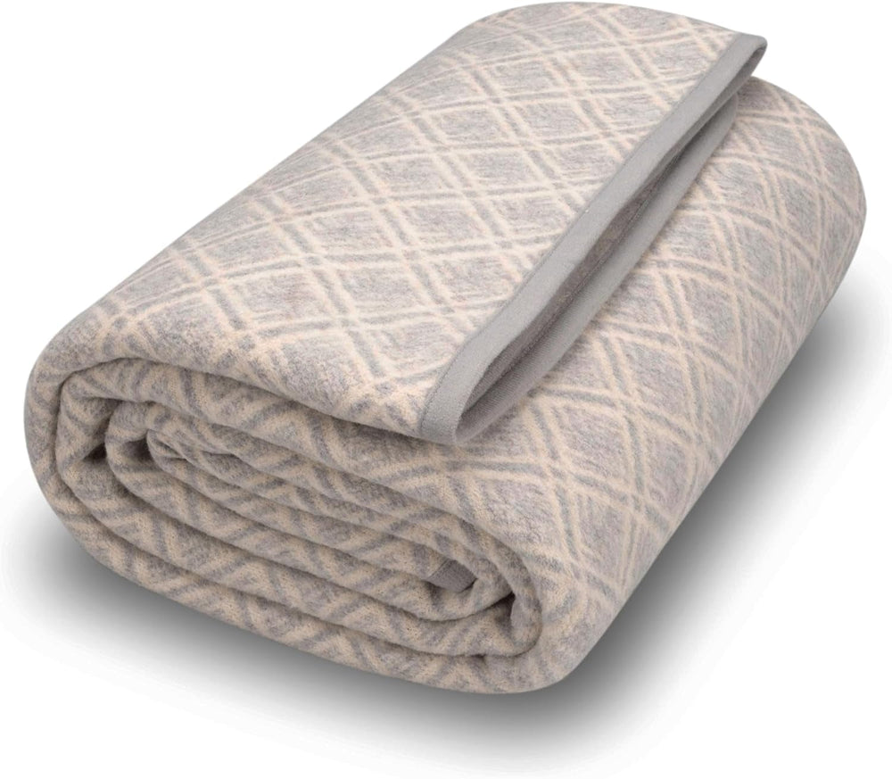 ACUSHLA 200,7X160 Cm, 1,7 Kg, Couverture, Couverture en Laine, Couverture de Voyage Chaude, Couverture Tricotée, Décorative, Couvertures pour Canapé, Chaise, Canapé, Lit, Salon, Camping, Convient à Toutes Les Saisons Ww203 Lits et Couvertures Besuche den ACUSHLA-Store Plaid Gris 160 X 200 Cm