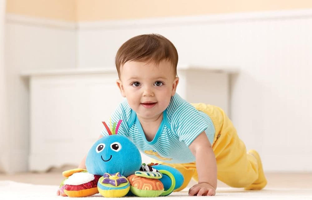LAMAZE Octivity Time Jouet sensoriel pour bébé, jeu et découverte doux pour bébé, poulpe pour tout-petits à partir de 6 mois, garçons et filles de plus de 1 an Jouets pour bébés Naty Shop
